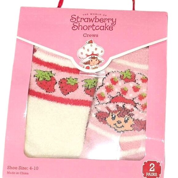Strawberry Shortcake Boxed 2-PK Cozy Crew Socks - Picture 1 of 6